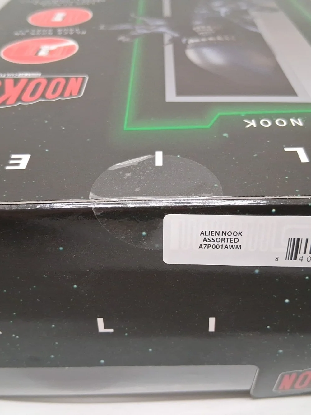 Nook Alien Xenomorph Display Figure - Black